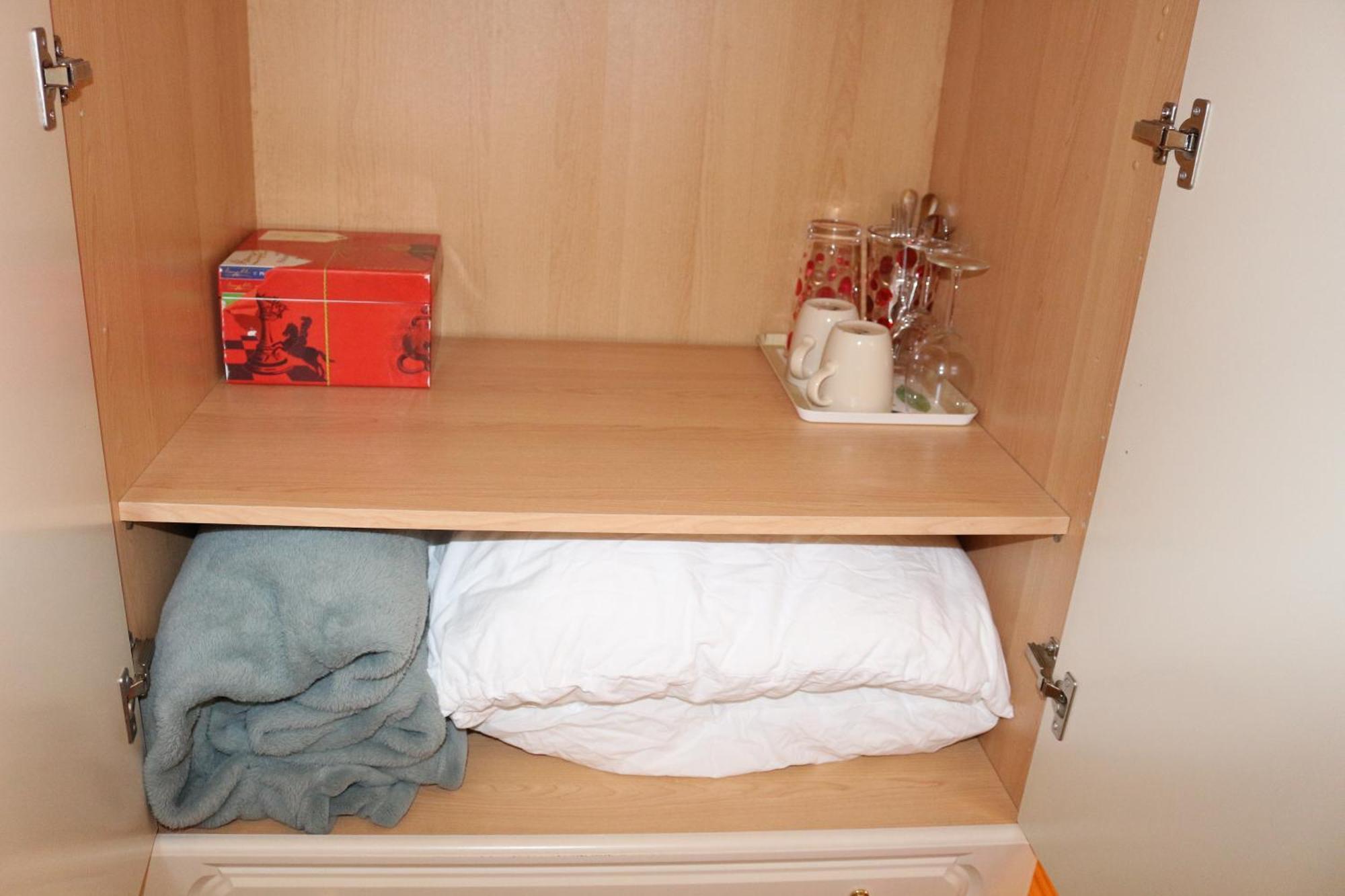 Ensuite Master Bedroom, Private Bathroom, Inside Family Home, Walking Distance To Harry Potter Studios 沃特福德 外观 照片