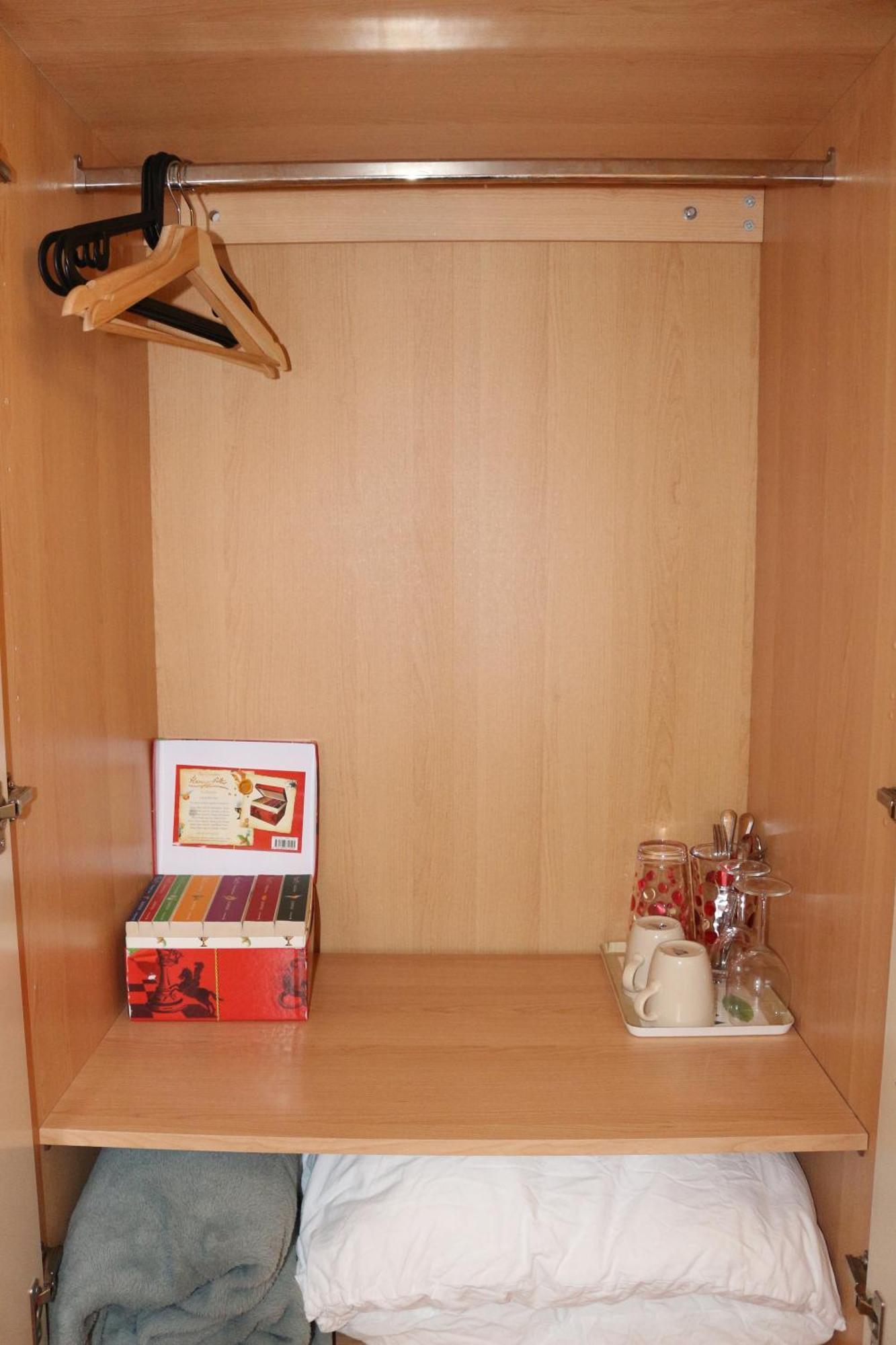 Ensuite Master Bedroom, Private Bathroom, Inside Family Home, Walking Distance To Harry Potter 沃特福德 外观 照片